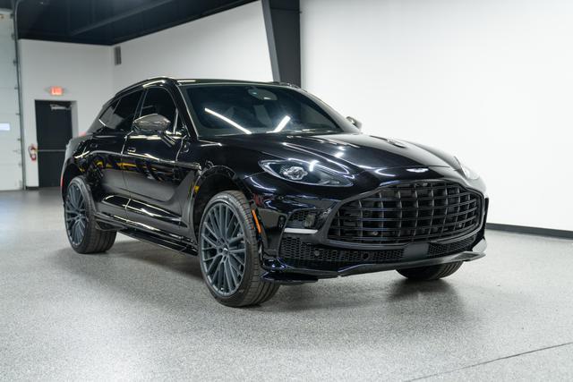 2023 aston martin dbx 707