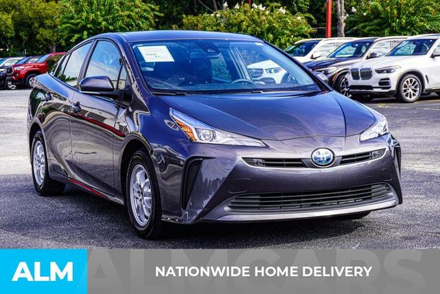 2022 toyota prius l