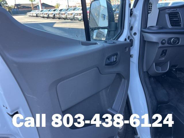 2023 ford transit-250 base