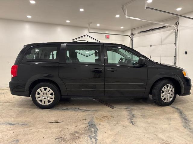 2016 dodge grand caravan avp/se