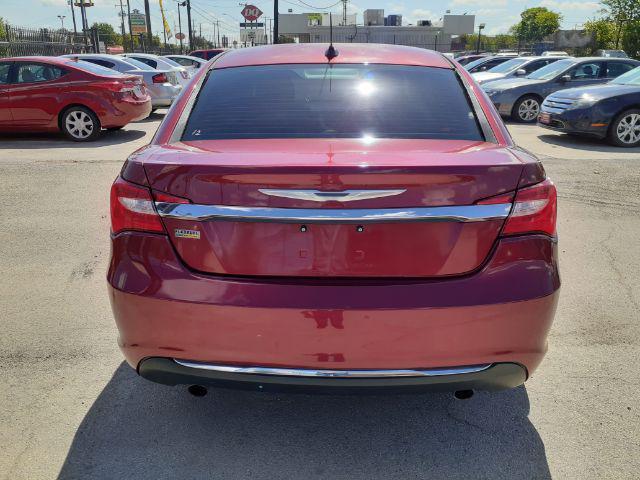2014 chrysler 200 limited