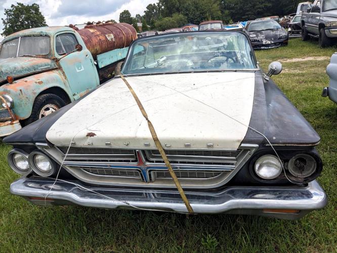 1964 chrysler 300 in gray court, south carolina