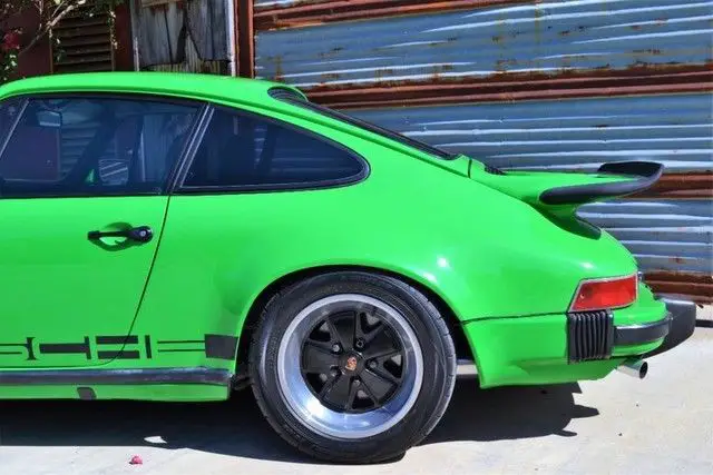 77 911 s~sunroof delete~rare ascot green~professionally resprayed~fresh service~