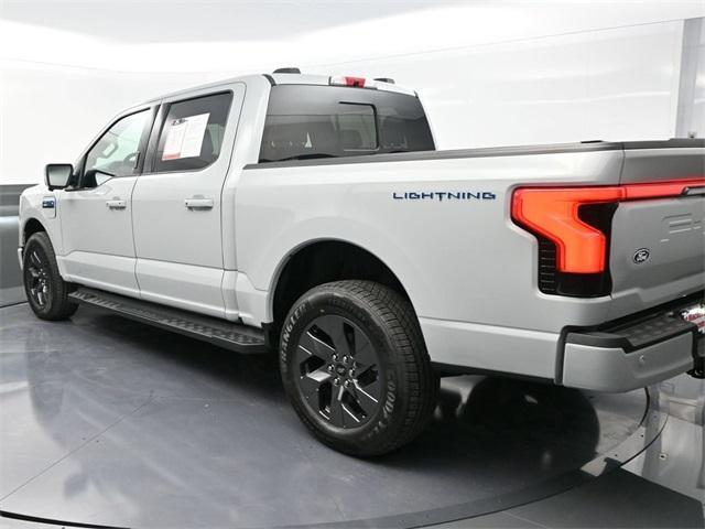 2024 ford f-150 lightning lariat