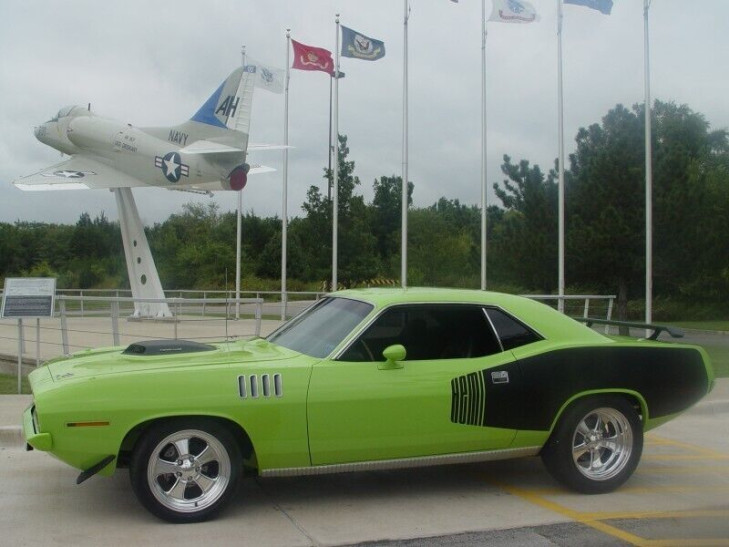plymouth barracuda