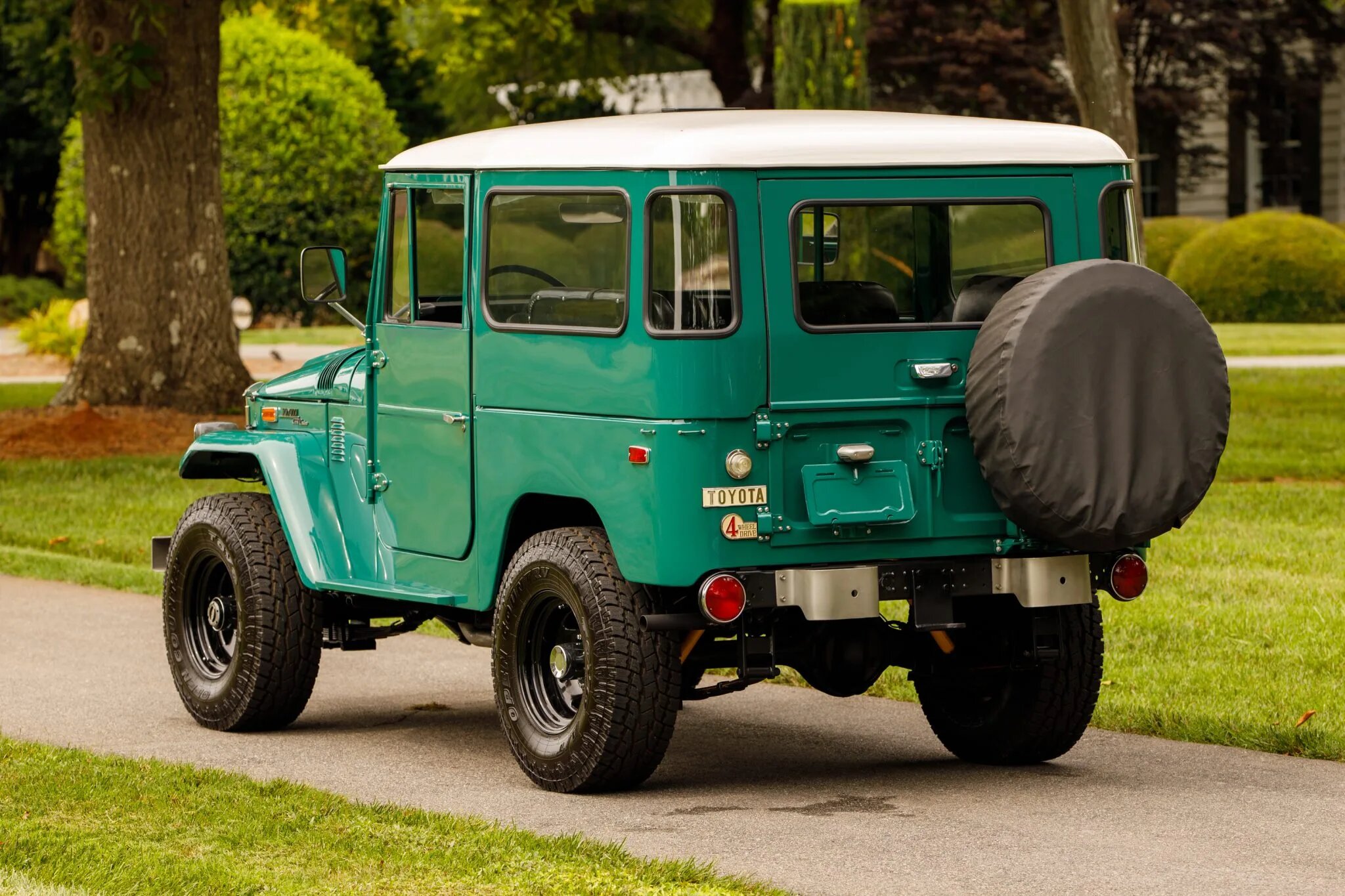 toyota land cruiser fj40