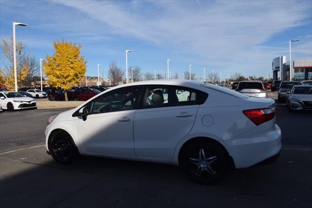 2016 kia rio lx