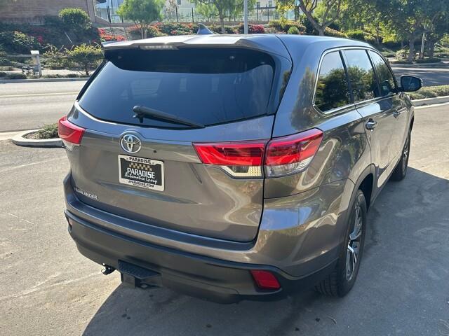 2019 toyota highlander le plus