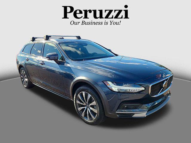 2021 volvo v90 cross country t6