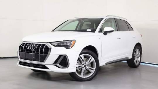 2022 Audi Q3