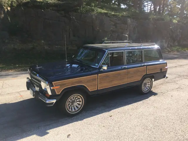 1987 jeep grand wagoneer base only 105k miles new paoint and trim! free ship!!!