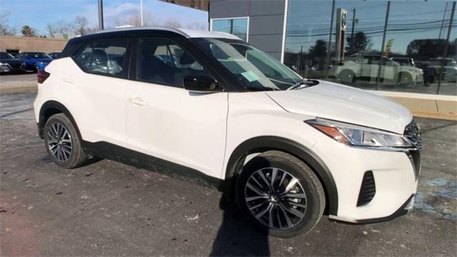 2024 nissan kicks sv