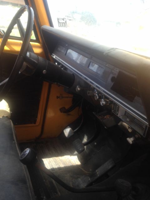 international travelall 3/4 ton school bus