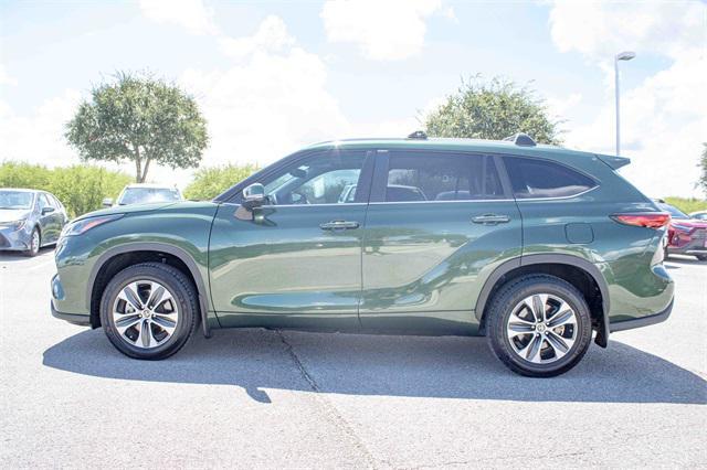 2023 toyota highlander xle