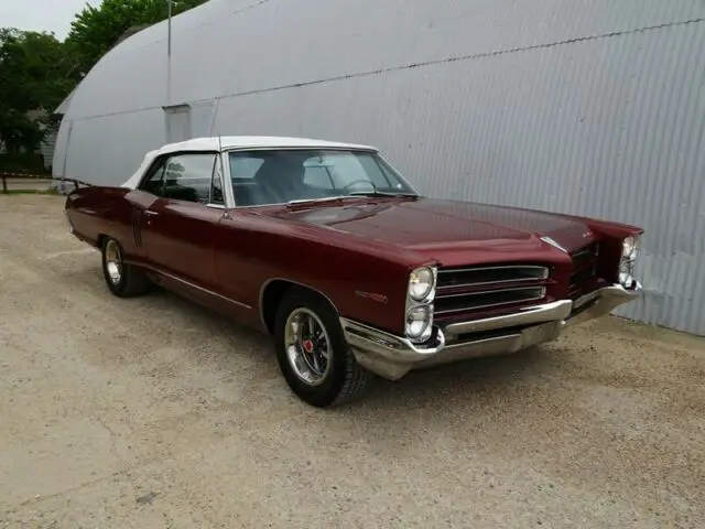 1966 pontiac 2+2 421 convertible,- texas. ,phs. 52k miles. nice driver,solid