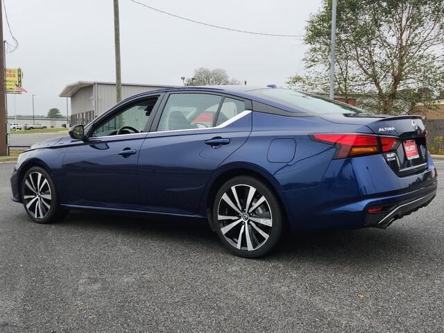 2022 nissan altima 2.5 sr