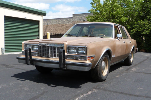 1985 plymouth gran fury diplomat police car ahb