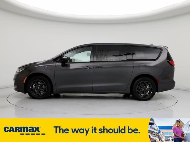 2023 chrysler pacifica hybrid limited