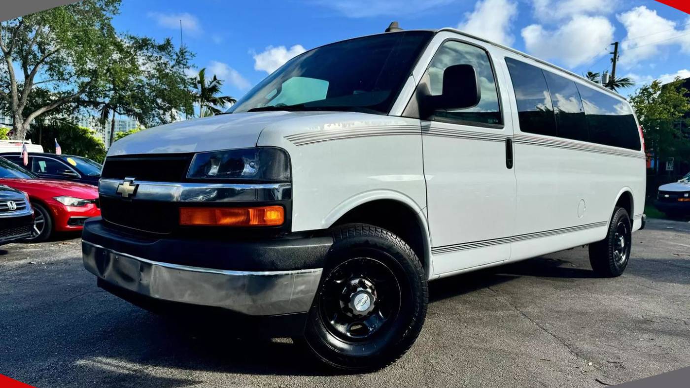 2018 chevrolet express lt 3500