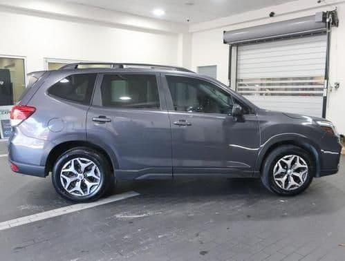 2021 subaru forester in chicago, illinois