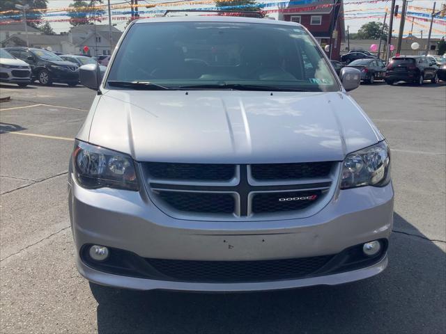 2018 dodge grand caravan gt