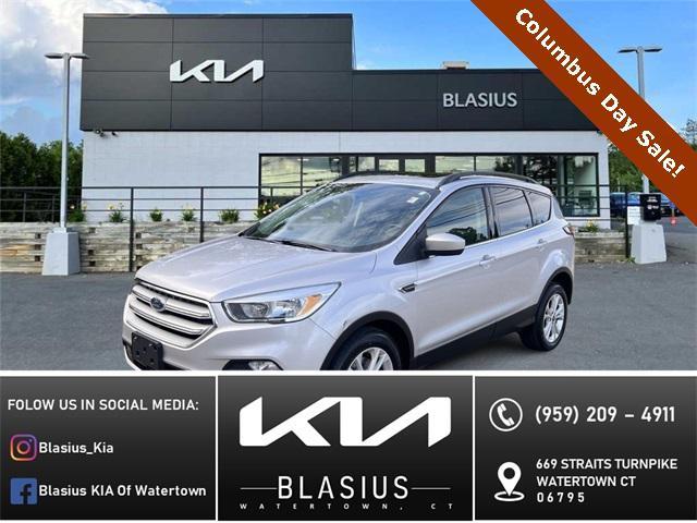 2018 ford escape se