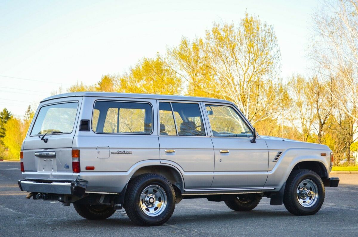 1986 toyota land cruiser fj60 4x4 4.2l i6 4-speed manual only 102k miles!!!!