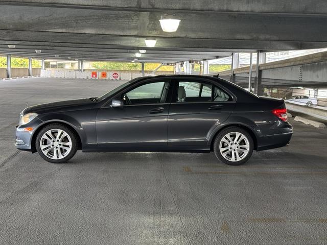 2013 mercedes-benz c-class c 300 4matic luxury