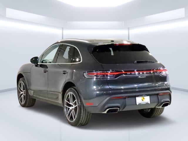 2024 porsche macan base
