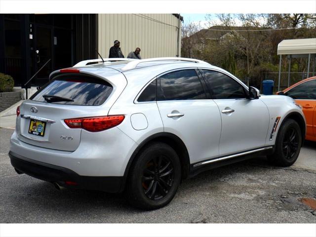 2016 infiniti qx70 base