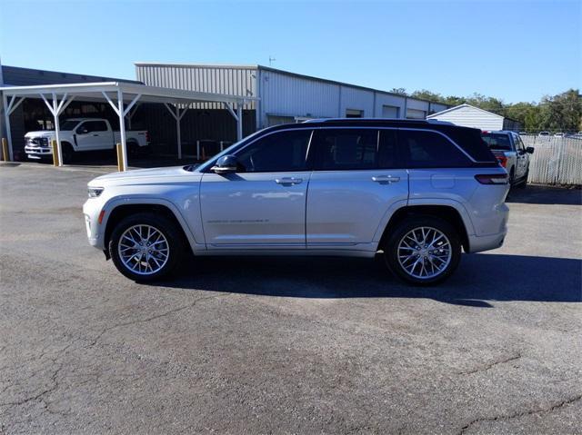 2022 jeep grand cherokee summit