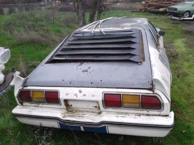 1977 ford mustang cobra 11