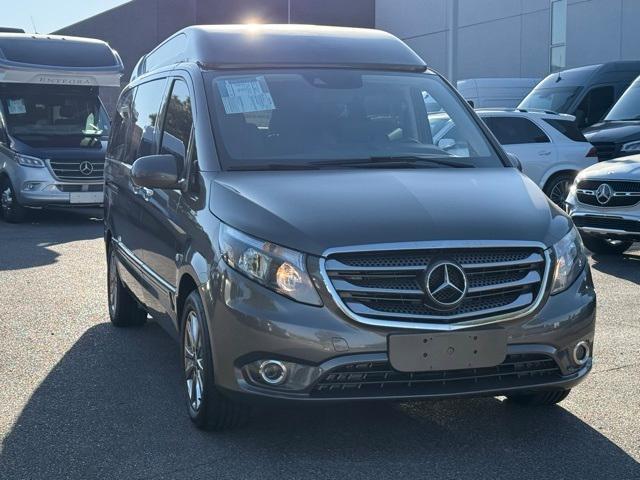 2016 mercedes-benz metris base