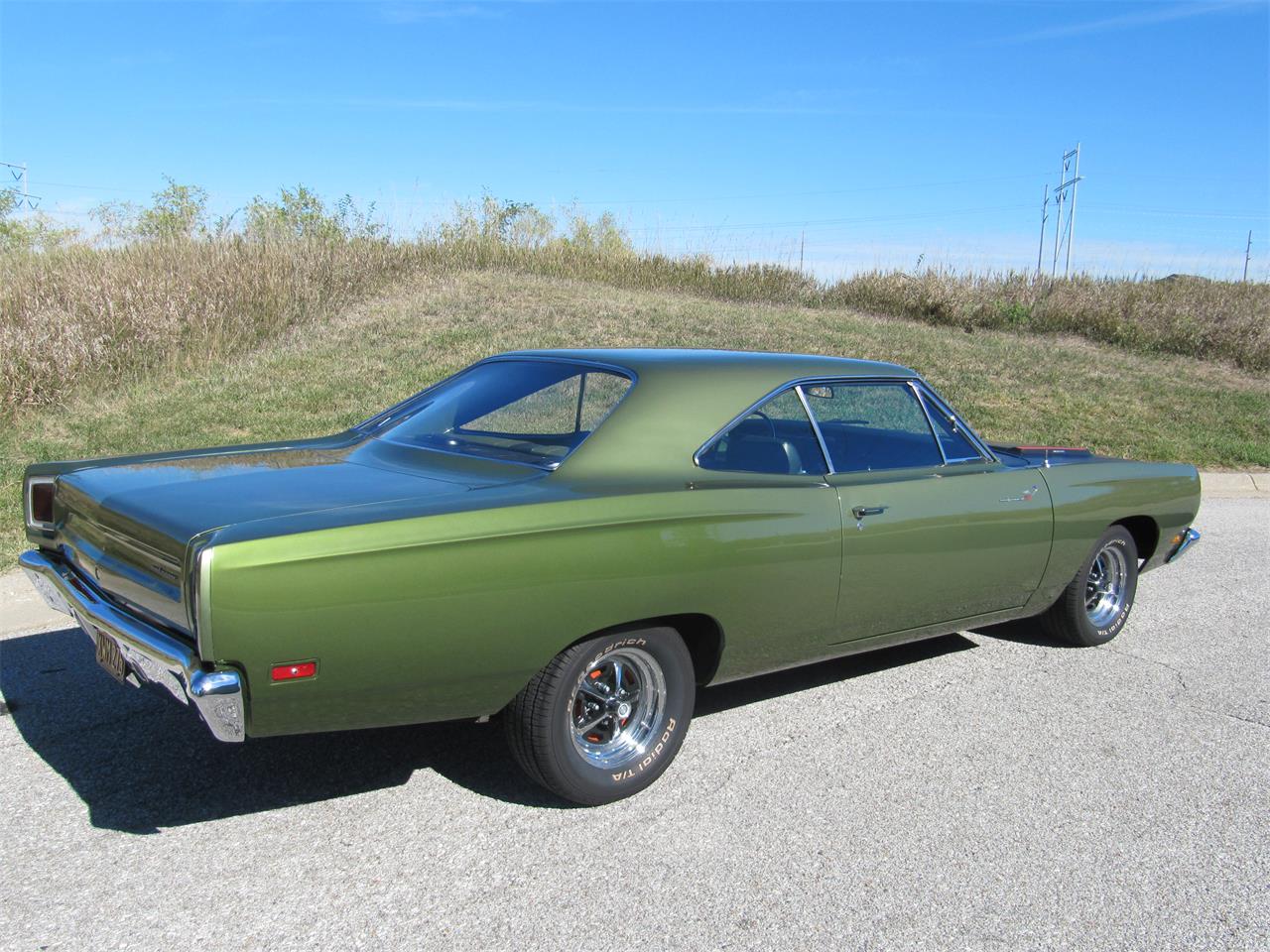1969 plymouth road runner