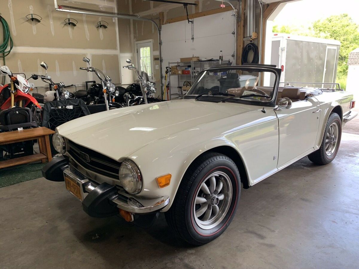 1976 triumph tr6 convertible white fwd manual w/ overdrive