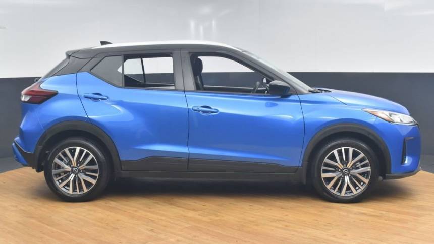 2023 nissan kicks sv