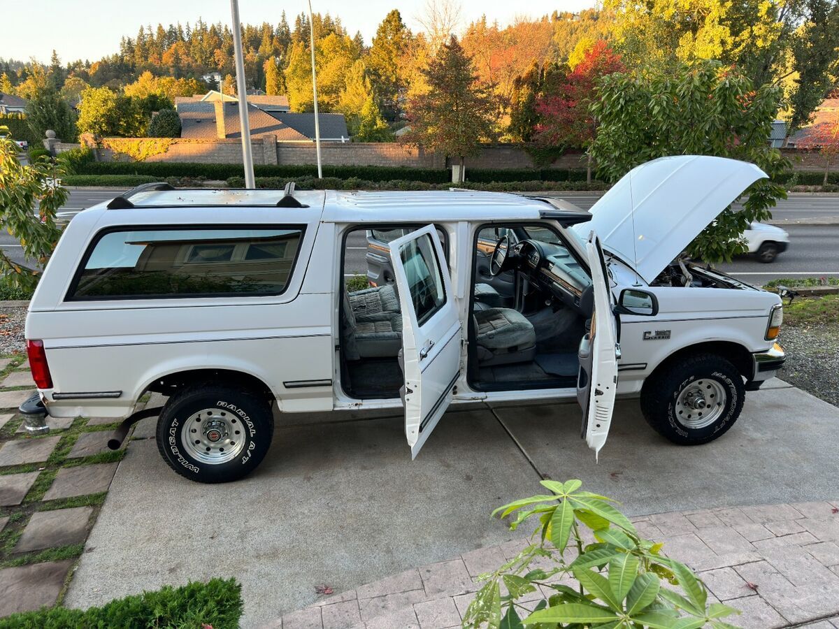 1994 ford bronco centurion 4 door 4x4 extremely rare 1 family owned