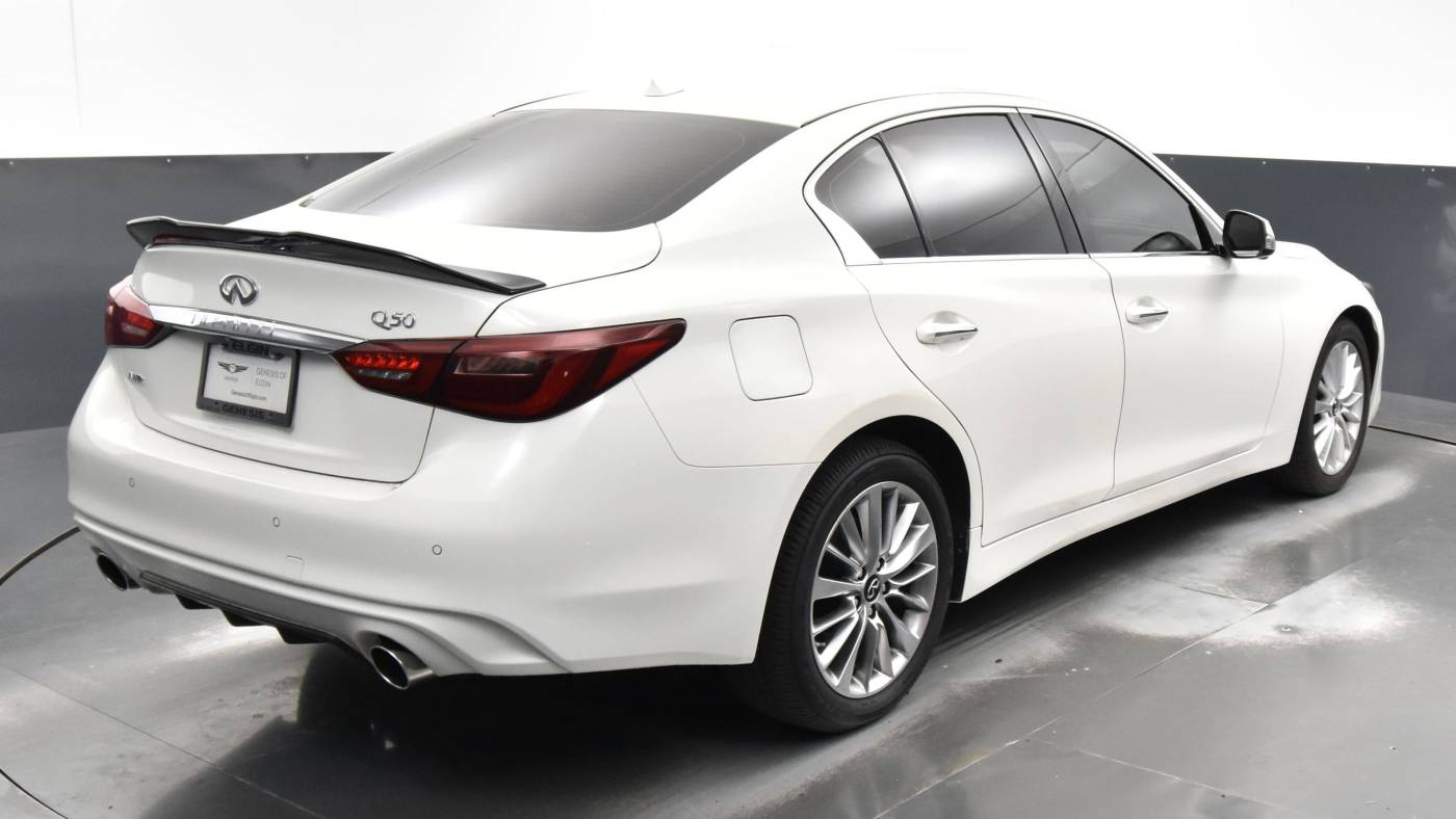 2021 infiniti q50 luxe