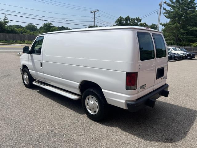2011 ford e250 cargo