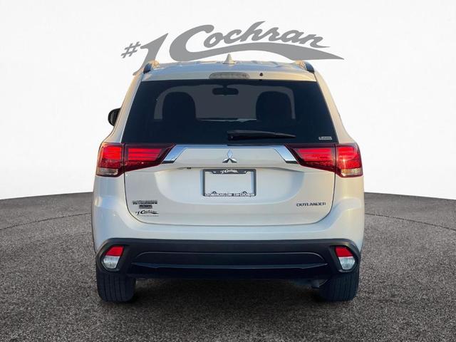 2018 mitsubishi outlander le