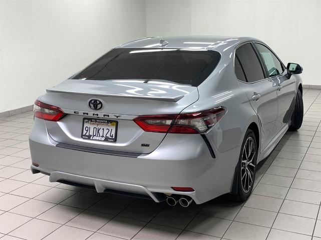 2024 toyota camry se