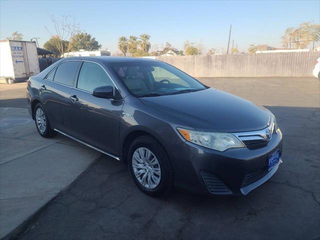 2012 toyota camry hybrid le