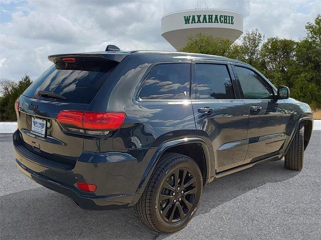 2017 jeep grand cherokee altitude