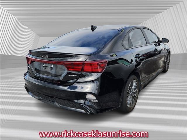 2022 kia forte gt-line