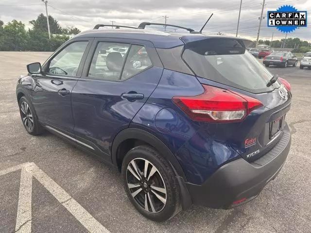 2019 nissan kicks sr