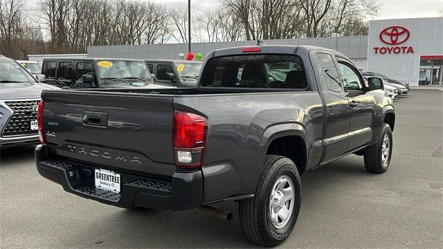 2022 toyota tacoma sr