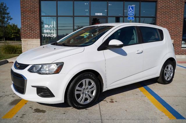 2017 chevrolet sonic lt