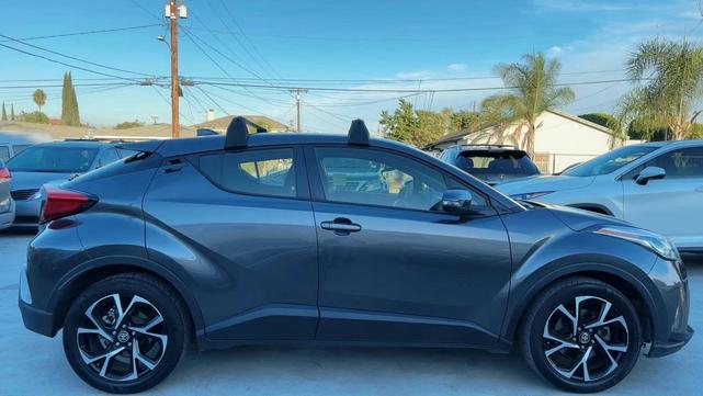 2021 toyota c-hr xle