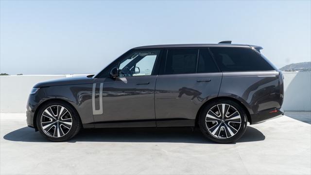 2022 land rover range rover se