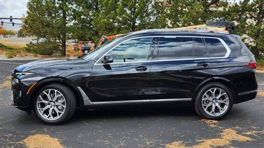 2023 BMW X7